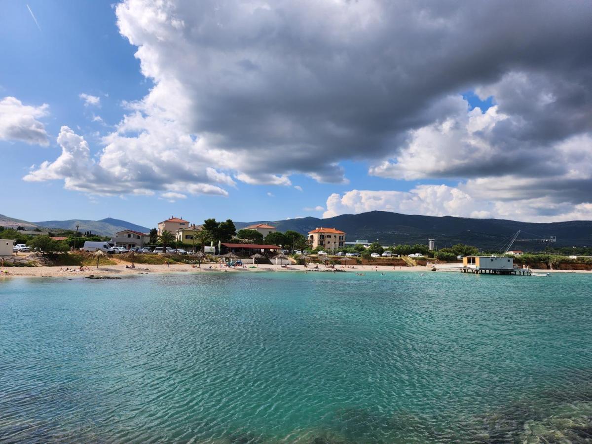 Airport Split Leilighet Kaštel Štafilić Eksteriør bilde